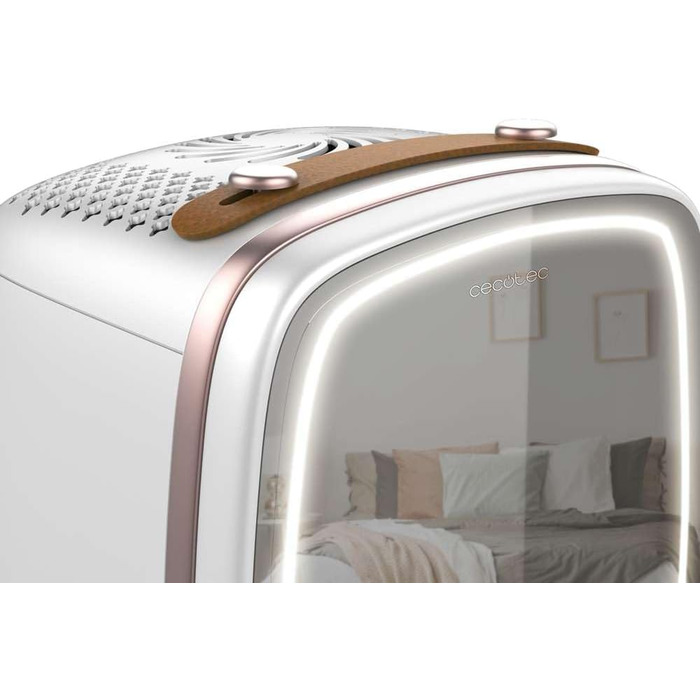 Міні-холодильник для косметики Cecotec Bamba CoolingBeauty 6000 Mirror, 6 л, дзеркало, LED-підсвічування, охолодження до 10°C