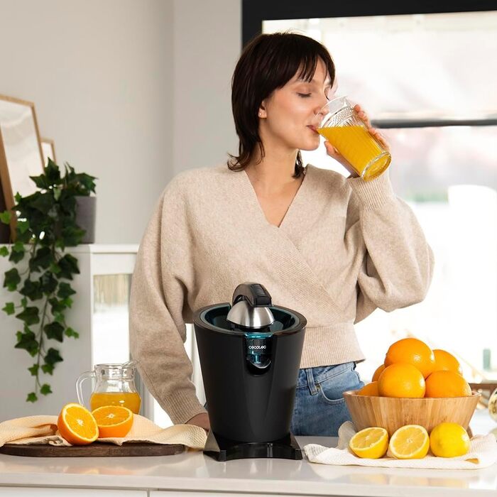 Електрична цитрусова вижималка Cecotec EssentialVita Hyden 600 Вт, сталеве сито, 2 знімні конуси, система захисту від крапель