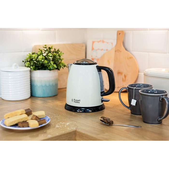 Електричний чайник Russell Hobbs Colours+ Edelstahl 1.0л, 2400Вт, з фільтром від накипу та індикатором рівня води, колір крем (24994-70)