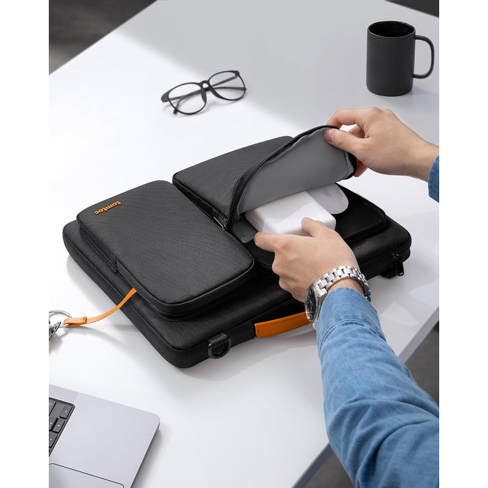 Захисний чохол-сумка tomtoc 360° для MacBook Pro 16" (M1/M2/M3/M4/M5 Pro/Max), чорний