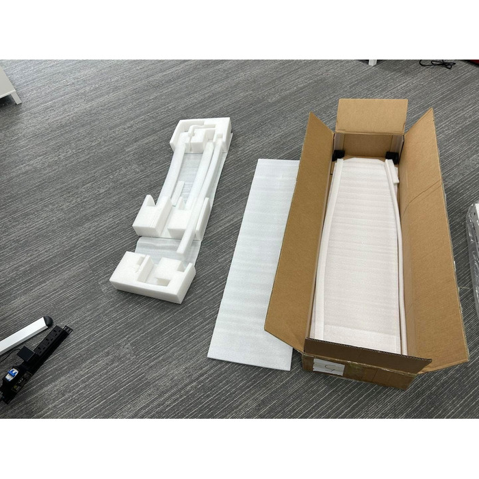 Стіл для роботи з регулюванням висоти 120×60 см, білий, ручне керування, стільниця з ДСП стійка до подряпин і забруднень, посилена металева рама з вуглецевої сталі