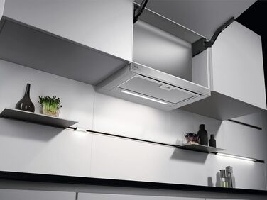 Витяжка для кухні AEG DPE5660B плоска, чорна, відведення або рециркуляція, продуктивність 600 м³/год, LED-підсвітка, клас енергоефективності A