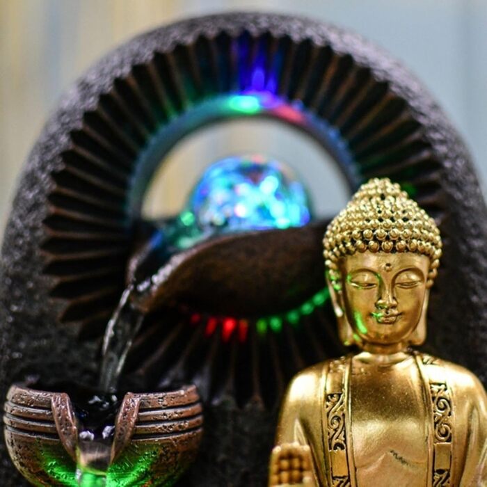 Джерело води Zen'Light від Zimmerbrunnen з Буддою та LED-підсвічуванням. Сучасна декорація для медитації та релаксації. Об'єкт Фен-Шуй, висота 26 см, колір горіх (Bhava)