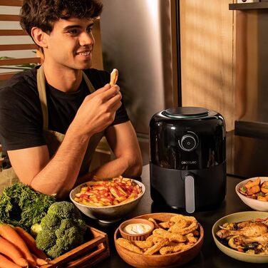 Аерофритюрниця Cecotec Cecofry Pixel 2500, 2,5 л, 1200 Вт, без олії, дієтична, компактна, механічне управління, таймер, регулятор температури, технологія гарячого повітря, нековзка основа