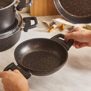 Набір каструль та сковорідок Karaca Ceramica Steel 3Ply: 13 предметів, чорний/золотий, з нержавіючою сталлю та керамічним покриттям