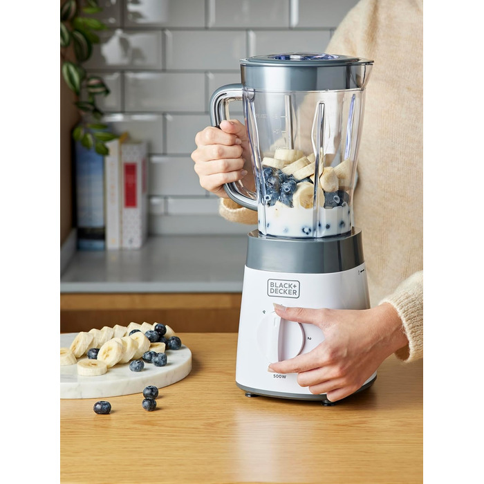 Блендер BLACK+DECKER 500Вт, 1,5л, скляна чаша, 2 швидкості, пульс, 4-лопатевий ніж, легке очищення, білий/сірий
