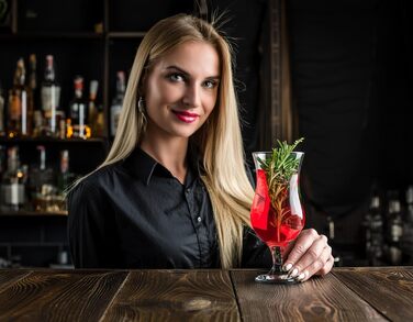 Набір склянок для коктейлів Krosno Glasmark: 6 шт, 420 мл, Long Drink, підійдуть для напоїв, води, смузі та десертів. Можна мити в посудомийній машині.