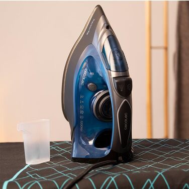 Праска Cecotec IronHero 3200 Force Anodized, 3200 Вт, паровий удар 270 г/хв, турбопідошва, антикапельна система, захист від накипу