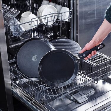 Сковорода для млинців GreenPan Essentials 28 см, керамічне антипригарне покриття, без PFAS, для індукції, духовки до 160°C, чорна, можна мити в посудомийці