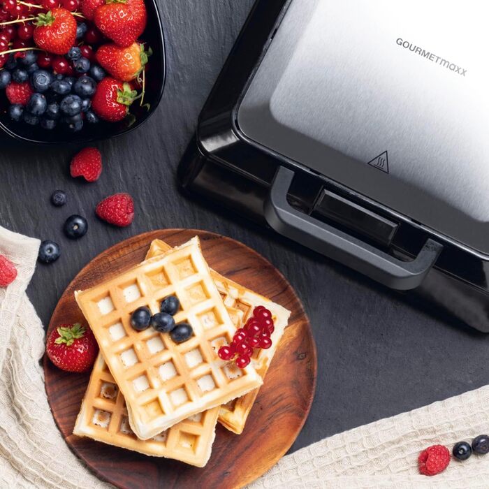 Електрична вафельниця GOURMETmaxx для 4 бельгійських вафель з антипригарним покриттям і регулюванням ступеня підсмаження