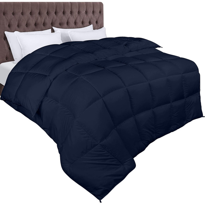 Ковдра Utopia Bedding - всесезонна, 370 GSM, дихаюча, стеганий, супер м'який, білий (200 x 220 см, морська хвиля)
