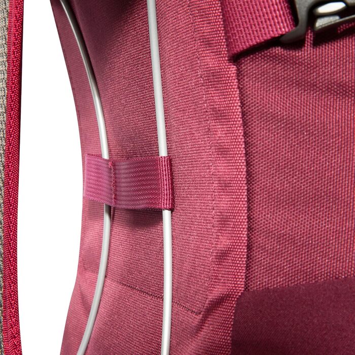 Рюкзак для туризму Tatonka Hike Pack 22 л з вентильованою спинкою та дощовиком, легкий і зручний, бордовий