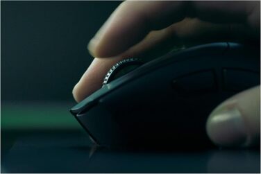 Ігрова бездротова миша Razer DeathAdder V4 Pro — ергономічна, ультралегка (55г), 26K DPI, HyperSpeed, чорна