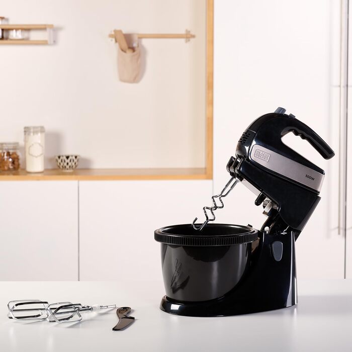 Кухонний міксер BLACK+DECKER BXMXA500E, 500 Вт, 2,5 л, 5 швидкостей, турбо, знімна чаша, насадки для замішування і збивання
