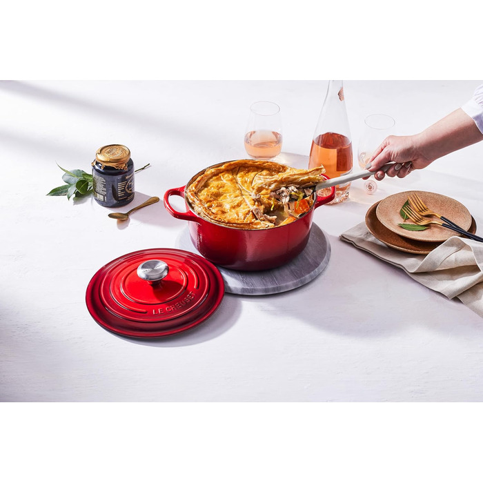 Каструля Le Creuset Signature з чавуну, Ø 26 см, 5,3 л, Червоний (Kirschrot)