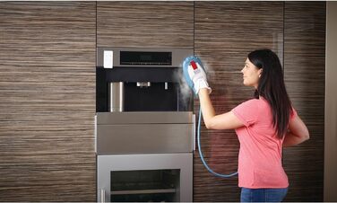 Парова швабра Black+Decker 1600Вт 2в1 з ручним парогенератором BHSM1615DAM, для прибирання дому, з технологією AutoSelect, 16 аксесуарів