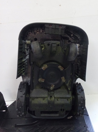 Робот-газонокосарка ANTHBOT GENIE 600