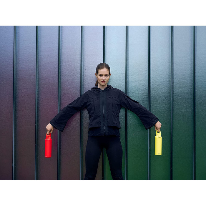 Термос-бутилка SIGG Hot & Cold One з ситечком, 0.55 л, ізольована, нержавіюча сталь 18/8, BPA-free, для чаю та напоїв, Scarlet