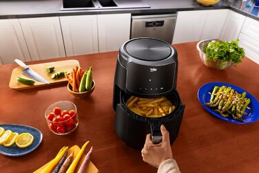 Цифрова фритюрниця BEKO FRL2244B, 1500 Вт, 8 програм, 4,7 л, антипригарне покриття