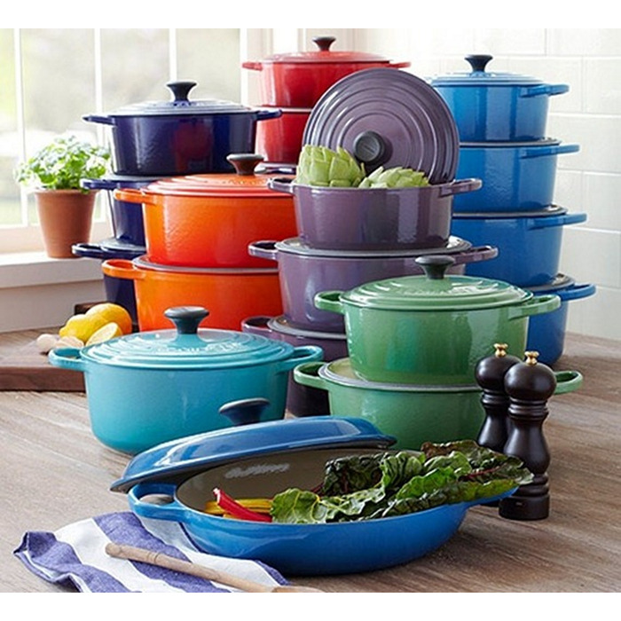 Каструля/жаровня з кришкою 24 см, помаранчева Signature Le Creuset
