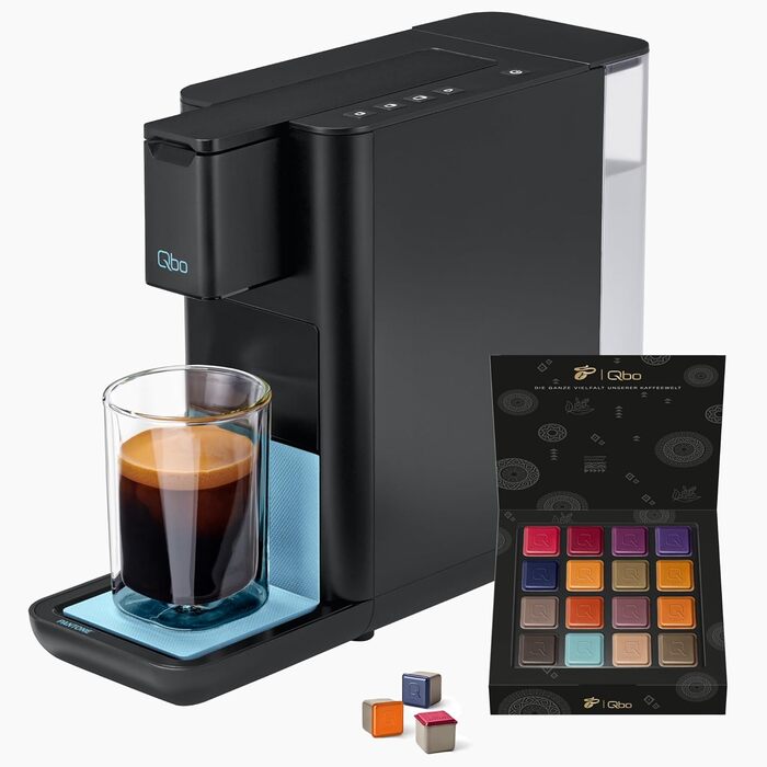 Кавомашина Tchibo Qbo ICONIC Pantone™ Premium з 16 капсулами для еспресо, кави та кави Grande, компактний інноваційний дизайн, колір Sky Blue + 16 капсул
