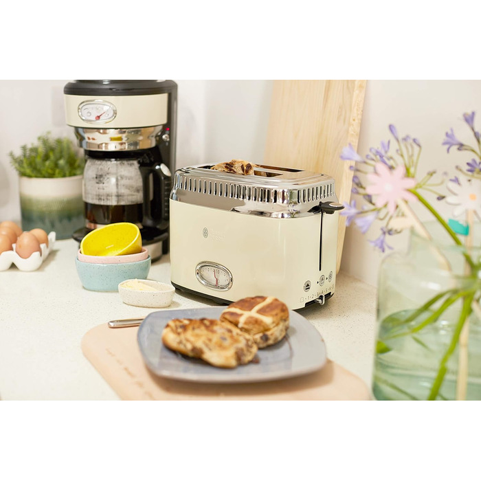 Тостер Russell Hobbs Retro 21680-56 нержавіюча сталь, 2 відділення, кремовий. З підставкою для булочок, 6 режимів, розморожування та підігрів, 1300 Вт
