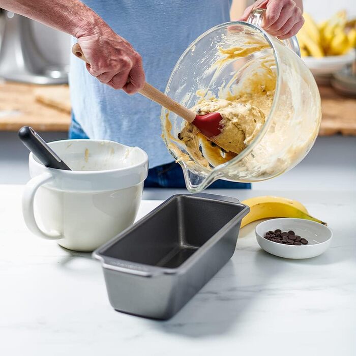 Набір форм для випічки KitchenAid з алюмінізованої сталі, 20см та 24см, антипригарне покриття без PFAS, для духовки, придатні для миття в посудомийній машині, сірий (3 шт.)