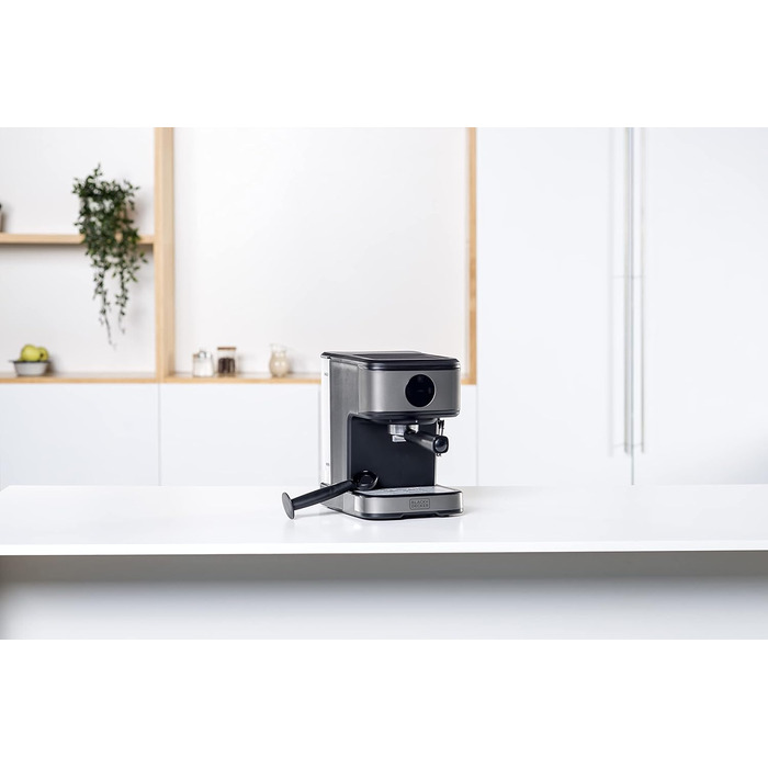 Еспресо-машина BLACK+DECKER BXCO850E, 20 бар, 1,5 л, автоматична, з паровою насадкою, антиплямова нержавіюча сталь, 850 Вт, Extra-Sahne, програмоване приготування