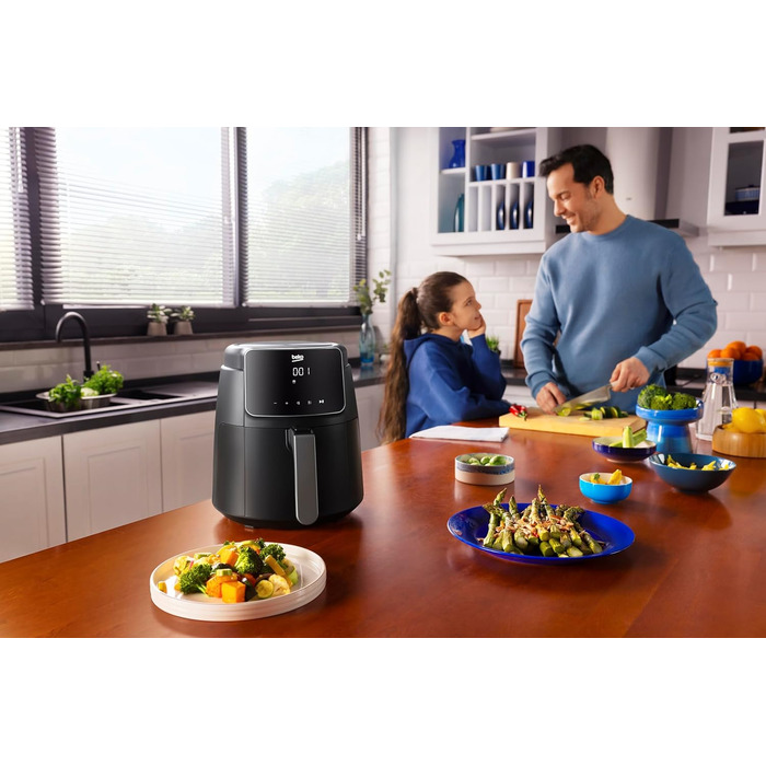 Цифрова фритюрниця BEKO FRL2244B, 1500 Вт, 8 програм, 4,7 л, антипригарне покриття