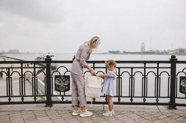 Жіночий рюкзак Kah&Kee Daen з екошкіри (PU), водонепроникна сумка для ноутбука 14-15 дюймів, вінтажний рюкзак для офісу та подорожей, колір слонова кістка (M)