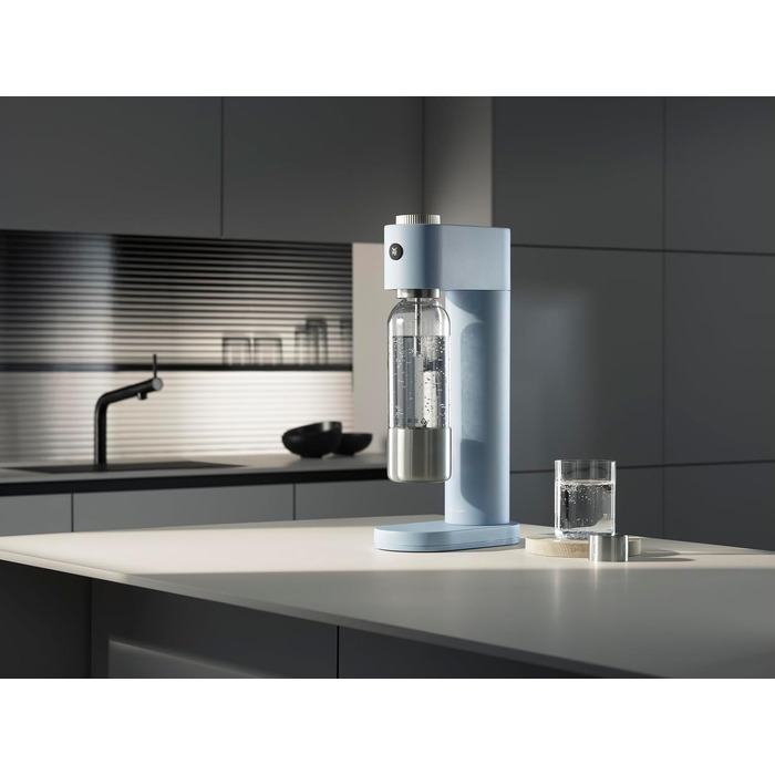Автоматичний сифон для води WMF Element One зі сталі, світло-блакитний — газовий сифон для створення газованої води з 3 рівнями інтенсивності