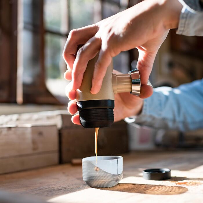 WACACO Minipresso NS2 - портативна кавомашина для Nespresso капсул, ручна, бежевий колір