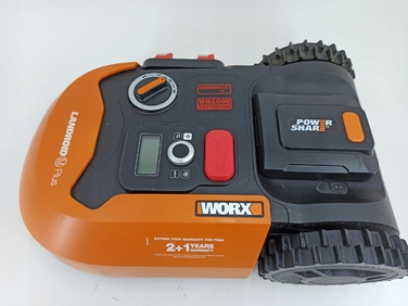 Робот-газонокосарка Worx Landroid M500+ WR165E для площі до 500 м², 120 хв