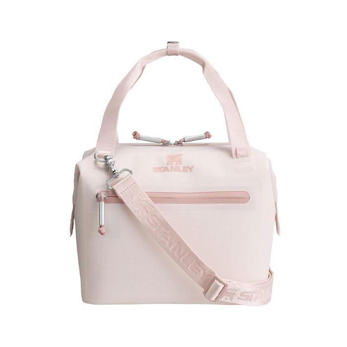 Сумка-холодильник Stanley 1913 All-Day Julienne Maxi Cooler, 7.0 л, Rose Quartz — термосумка з перецьикльованого поліестеру з ременями та сітчастими кишенями