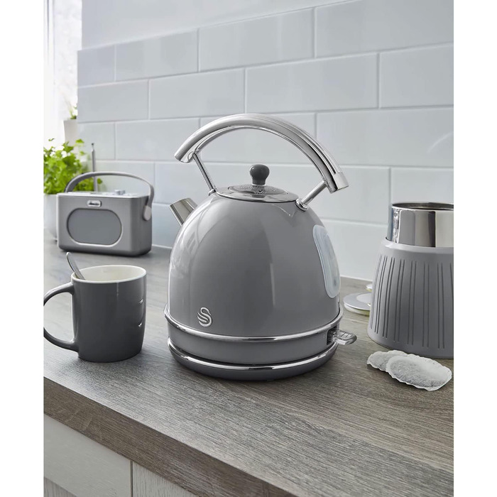 Електрочайник Swan Retro 1,8 л, 3000 Вт, вінтажний дизайн, Strix, бездротовий, BPA-free нержавійка, сірий