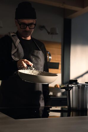 Набір керамічних сковорідок Fissler Ceratal Evo Classic 2 шт. (24 та 28 см), теплий сірий, без PFAS/PTFE, CookStar, Німеччина