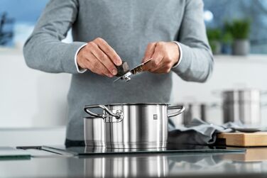 Набір каструль Zwilling Pro 5 предметів, нержавіюча сталь