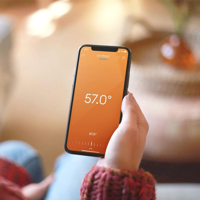 Розумна чашка Ember Smart Mug 2 295 мл із регулюванням температури, управлінням через додаток, акумулятором на 1,5 години, LED-дисплеєм, заряджається, оновлений дизайн, золота