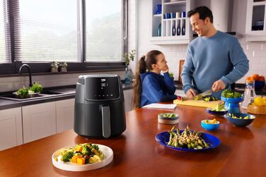 Цифрова фритюрниця BEKO FRL2244B, 1500 Вт, 8 програм, 4,7 л, антипригарне покриття