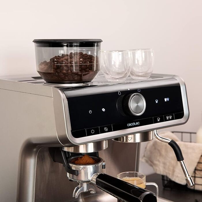 Еспресо-машина Cecotec Cumbia Power 20 Barista Aromax: 2900 Вт, 2 системи нагріву, 20 бар, манометр, подвійний фільтр