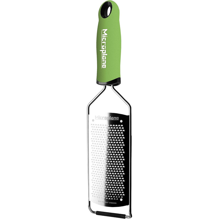 Терка Microplane Fein для сиру, цитрусових, часнику, чилі, кориці та мускатного горіха з лезами з нержавіючої сталі, Made in USA (Зелена, дрібна)