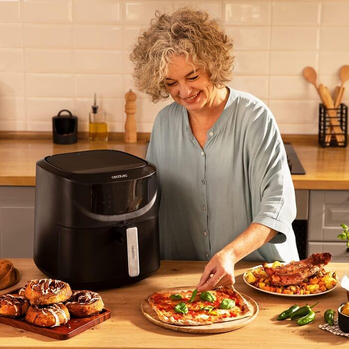 Аерофритюрниця Cecotec Cecofry Absolute 7600 7,6 л, 2000 Вт, цифрова, компактна, технологія PerfectCook, регулювання температури і часу, сенсорна панель, 8 режимів
