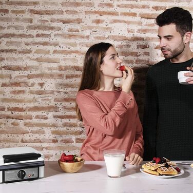 Вафельниця Cecotec Fun Gofrestone з антипригарним покриттям RockStone, 3 змінними панелями (вафлі, сендвічі, мафіни), 700 Вт