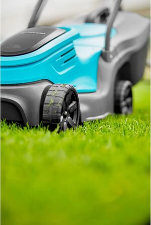 Акумуляторний газонокосарка Gardena PowerMax 37/36V P4A: комплект, до 350 м², ширина зрізу 37 см, об'єм травоспіральника 45 л, центральне регулювання висоти зрізу, двигун PowerPlus з Eco-режимом