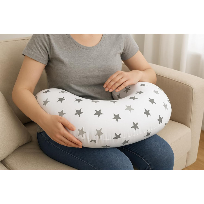 Подушка для годування Cuddles Collection Twinkle Star срібляста - зручна та безпечна для мами та малюка