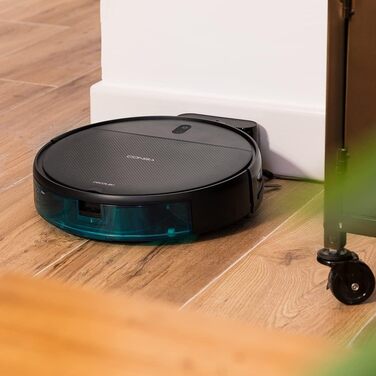 Робот-пилосос Cecotec Conga M10 X-Treme з гіроскопічною навігацією та керуванням через додаток. Потужність 2000Pa, функція прибирання, пилососа та миття підлоги, час роботи до 120 хвилин, датчики перешкод та 2 бічні щітки.