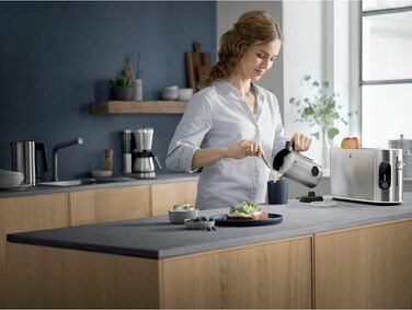 WMF Lono Silk: Електричний спінювач молока для капучино, лате та гарячого шоколаду (150-500 мл) з індукційним нагрівом та підсвіткою. Підходить для коров'ячого та рослинного молока.