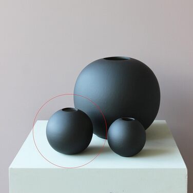 Ваза Cooee Design Ball чорна з порцеляни, ручної роботи, 10x10x9 см (HI-028-02-BK)